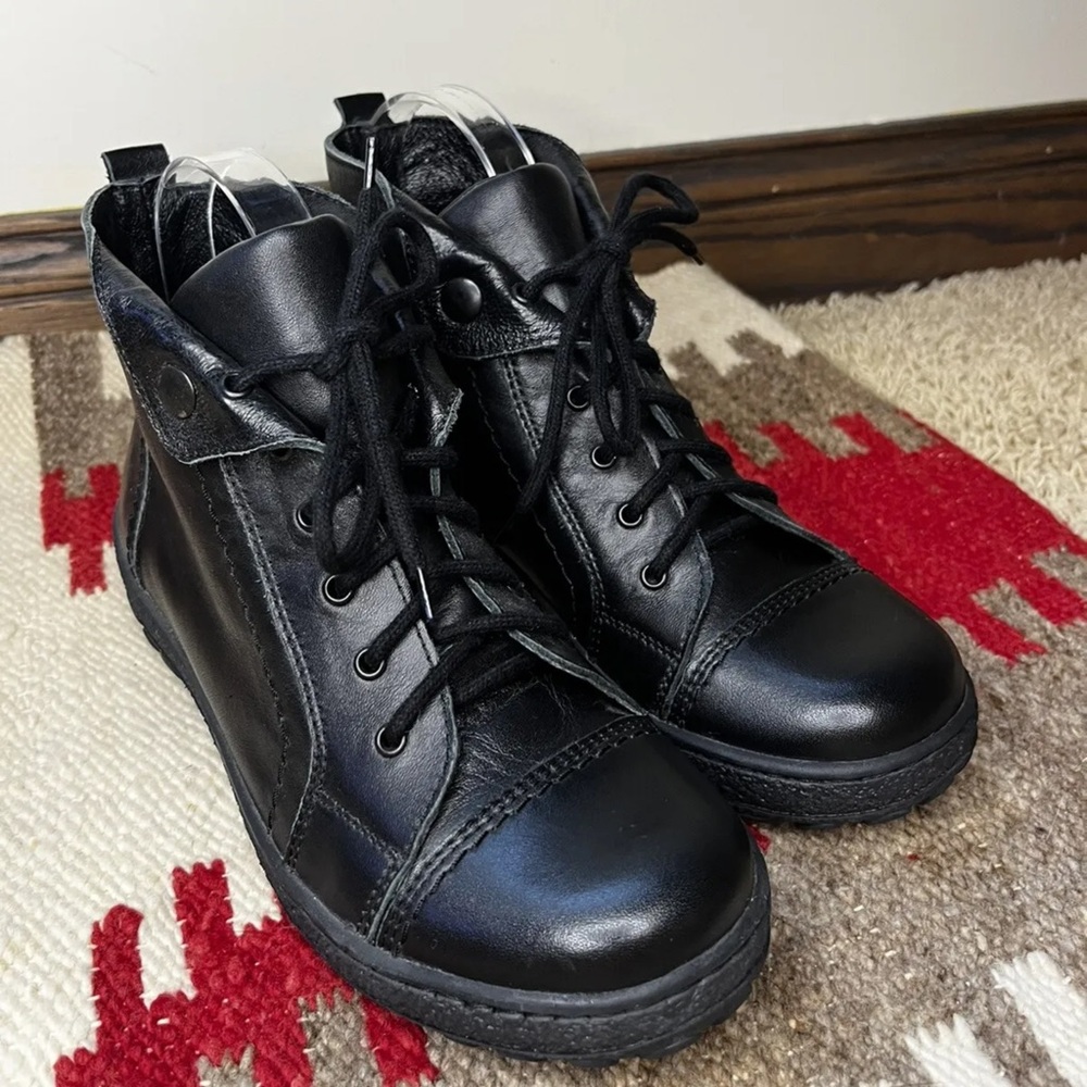 NEW V-Italia Kiki 1041 Womens Combat Boot EU 37 US 6.5